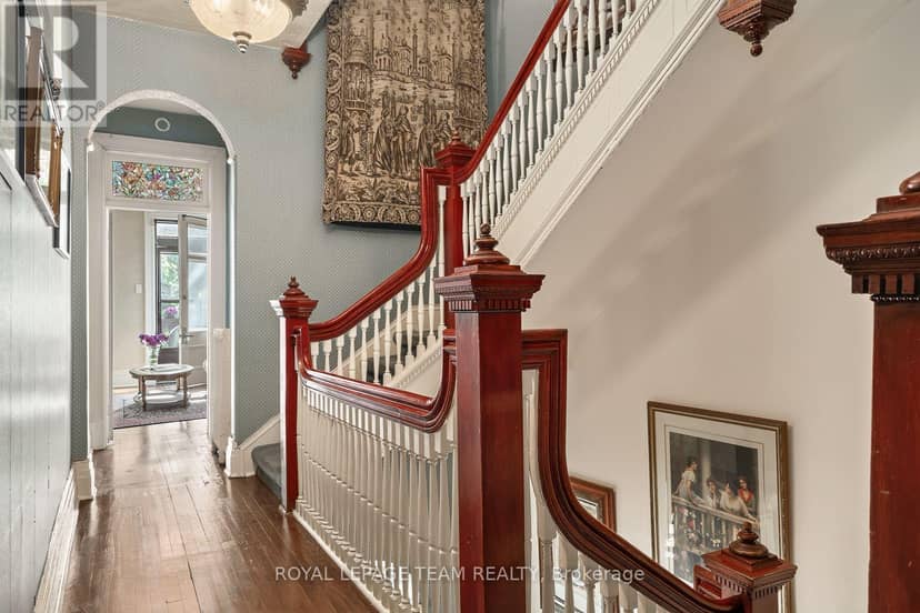 525 King Edward Avenue — photo 24 of 40