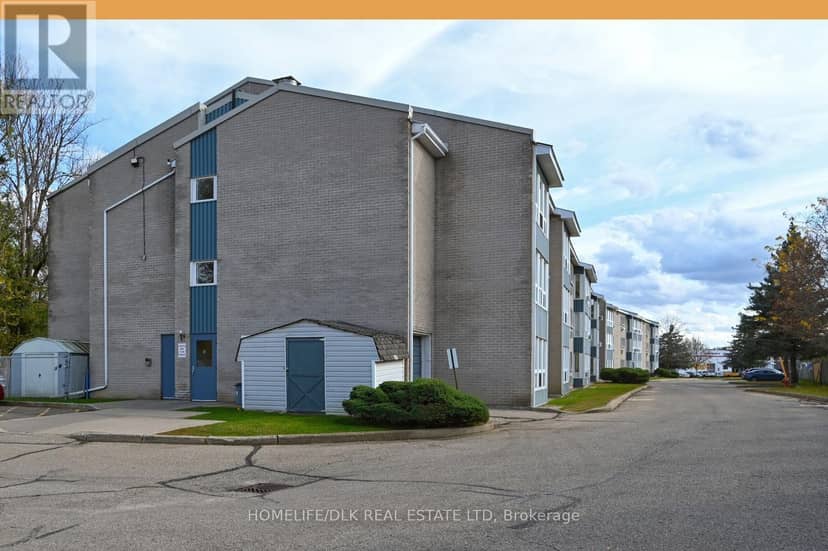 306 - 820 Laurier Boulevard — photo 18 of 19