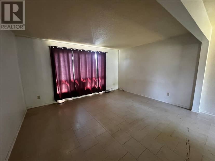 28 SPRUCE Street, Temagami, photo 5
