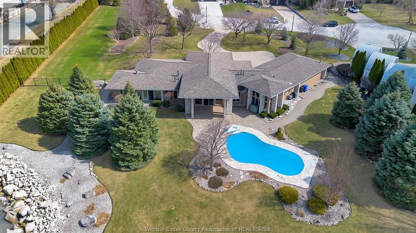 30 Emerald Lane, Amherstburg, photo 2