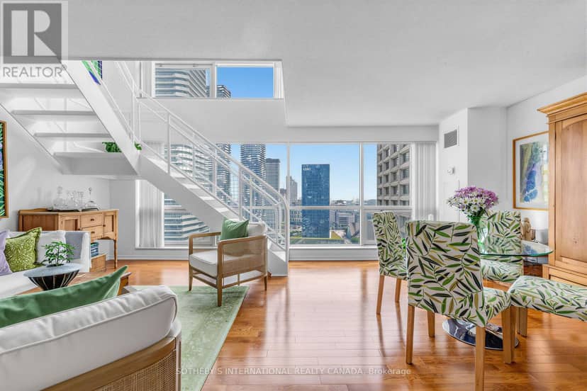 2809 - 10 Yonge Street — photo 10 of 40