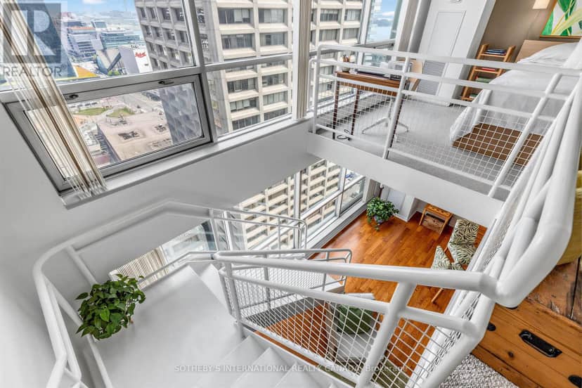 2809 - 10 Yonge Street — photo 23 of 40