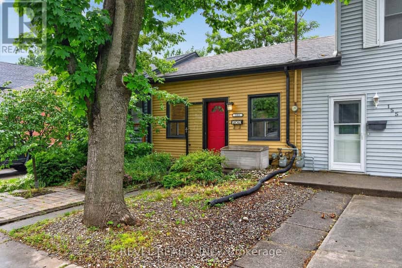 153 Ferrie Street E, Hamilton, photo 2