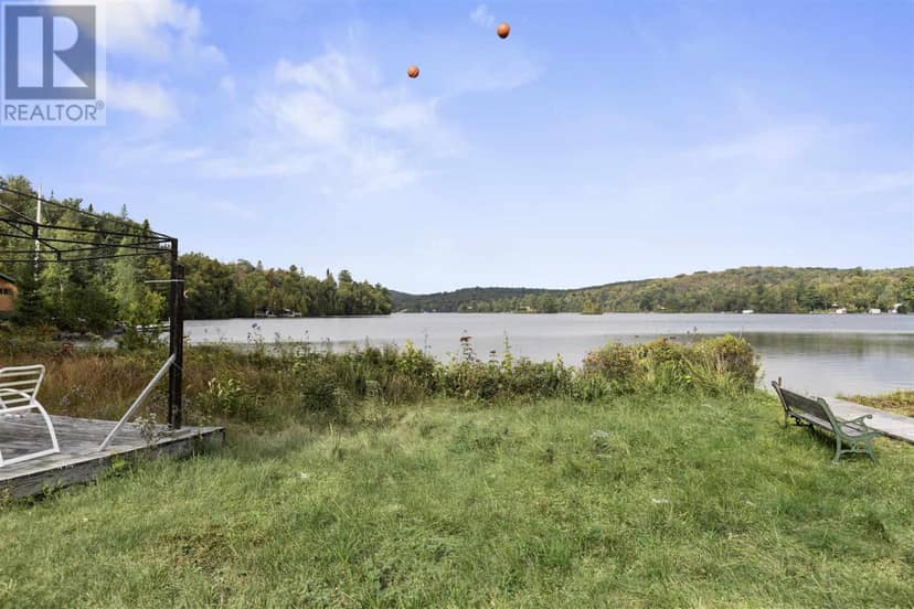 PCL 332 SEC AWS Upper Island Lake — photo 9 of 40