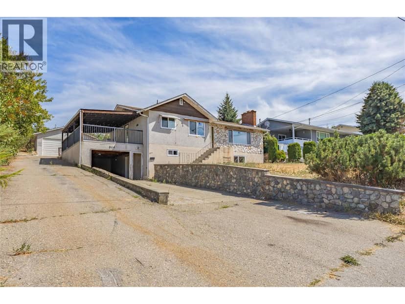 864 McKenzie Road, Kelowna