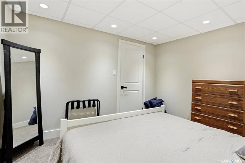 123 Burberry ROAD — photo 38 of 40