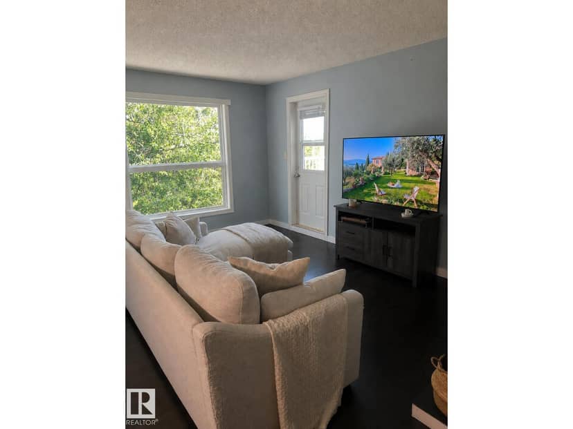 #310 60 Alpine PL, St. Albert, photo 3
