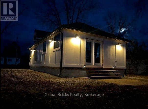 899 Maplewood Drive, Innisfil