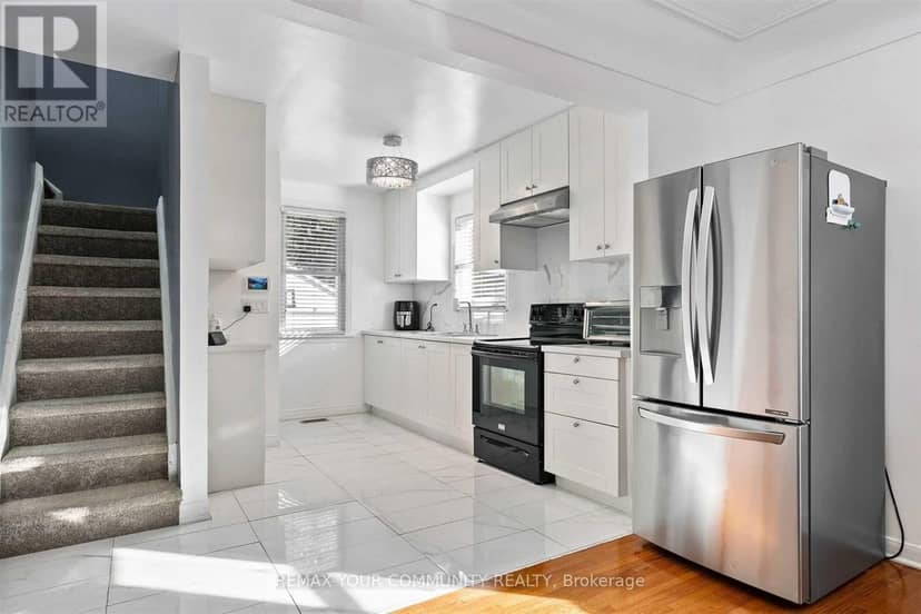 4276 Howard Avenue — photo 12 of 33