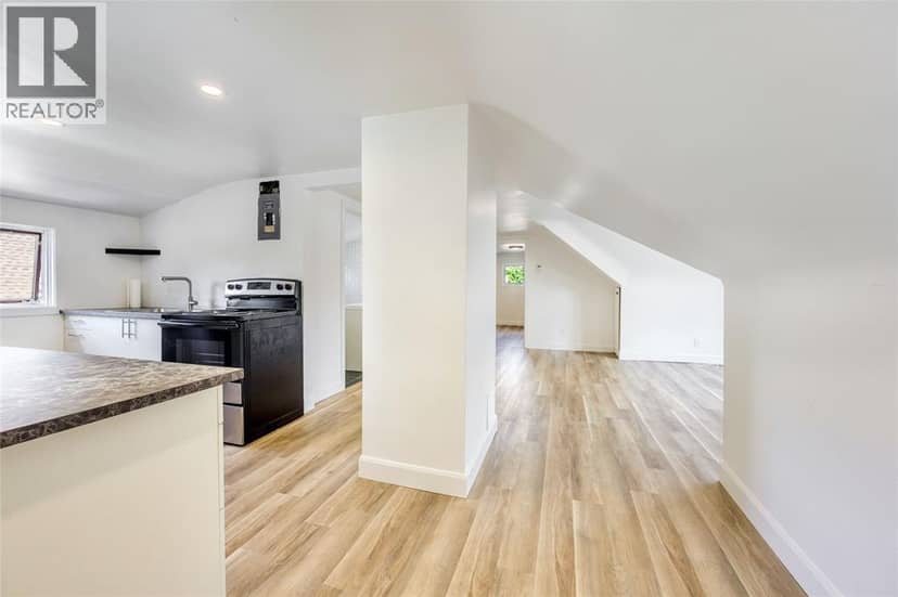 115 Collingwood STREET — photo 13 of 29