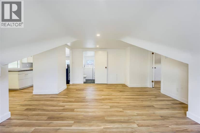 115 Collingwood STREET — photo 17 of 29