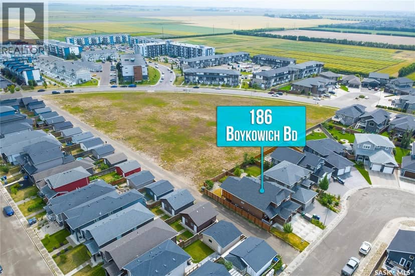 186 Boykowich BEND — photo 2 of 40