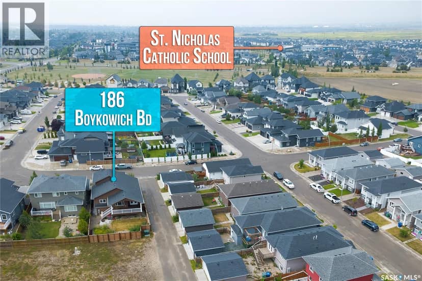 186 Boykowich BEND — photo 4 of 40