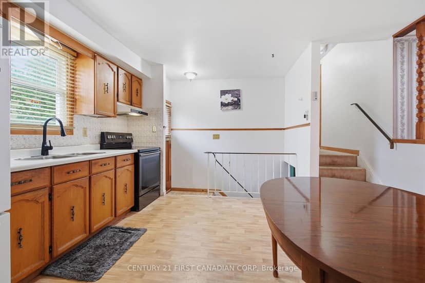 99 Muriel Crescent — photo 17 of 38