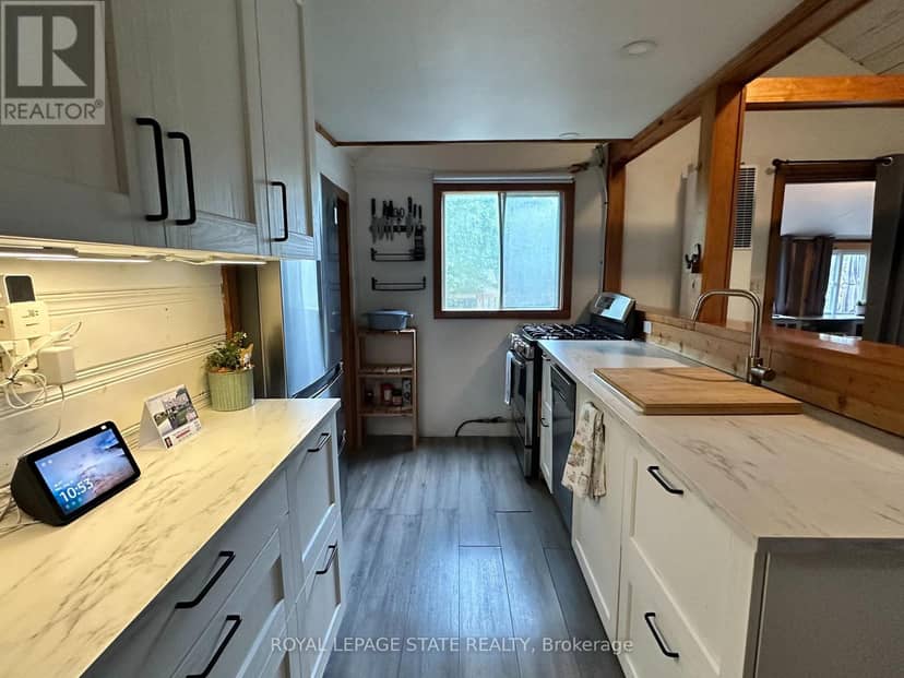 716 Sandy Bay Road — photo 11 of 40