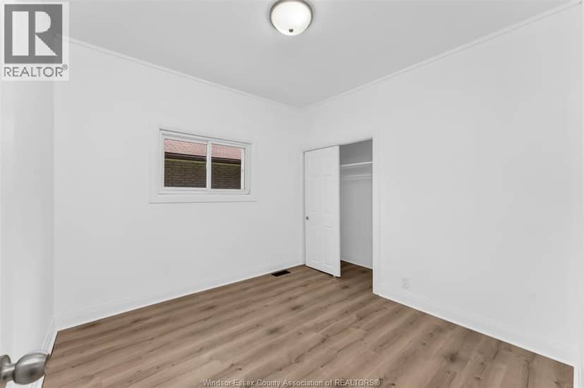 578 Brock Street — photo 15 of 36
