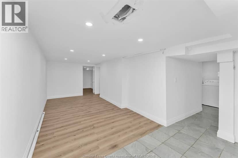 578 Brock Street — photo 18 of 36