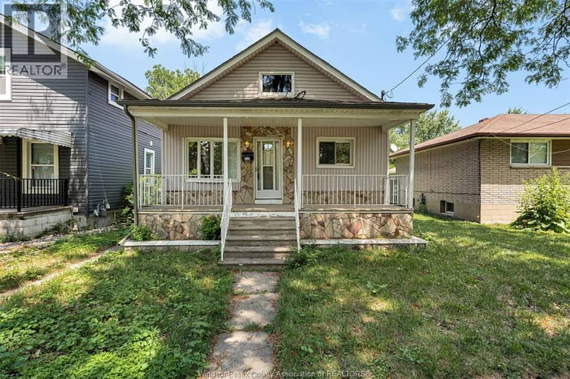 578 Brock Street — photo 3 of 36