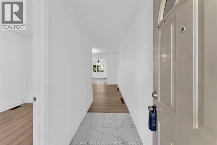 578 Brock Street — photo 6 of 36