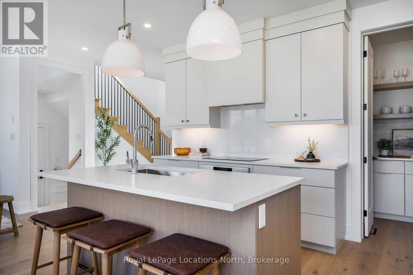 17 Swain Crescent — photo 15 of 40