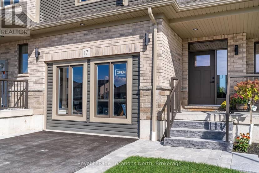 17 Swain Crescent — photo 3 of 40