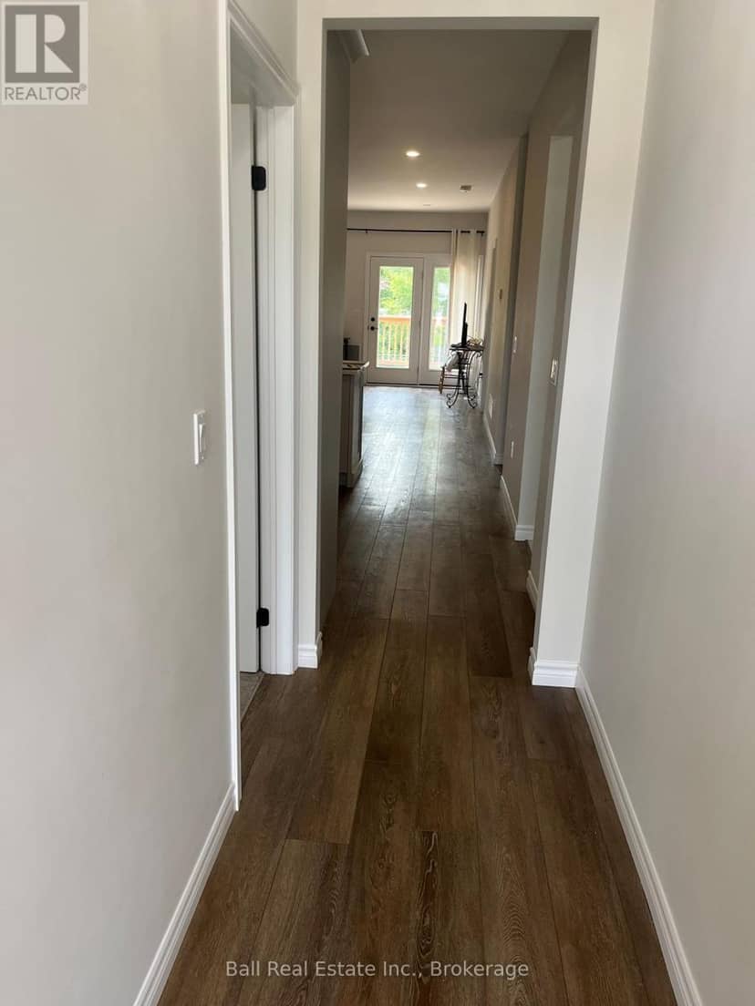 13 Carrick Street S — photo 10 of 37