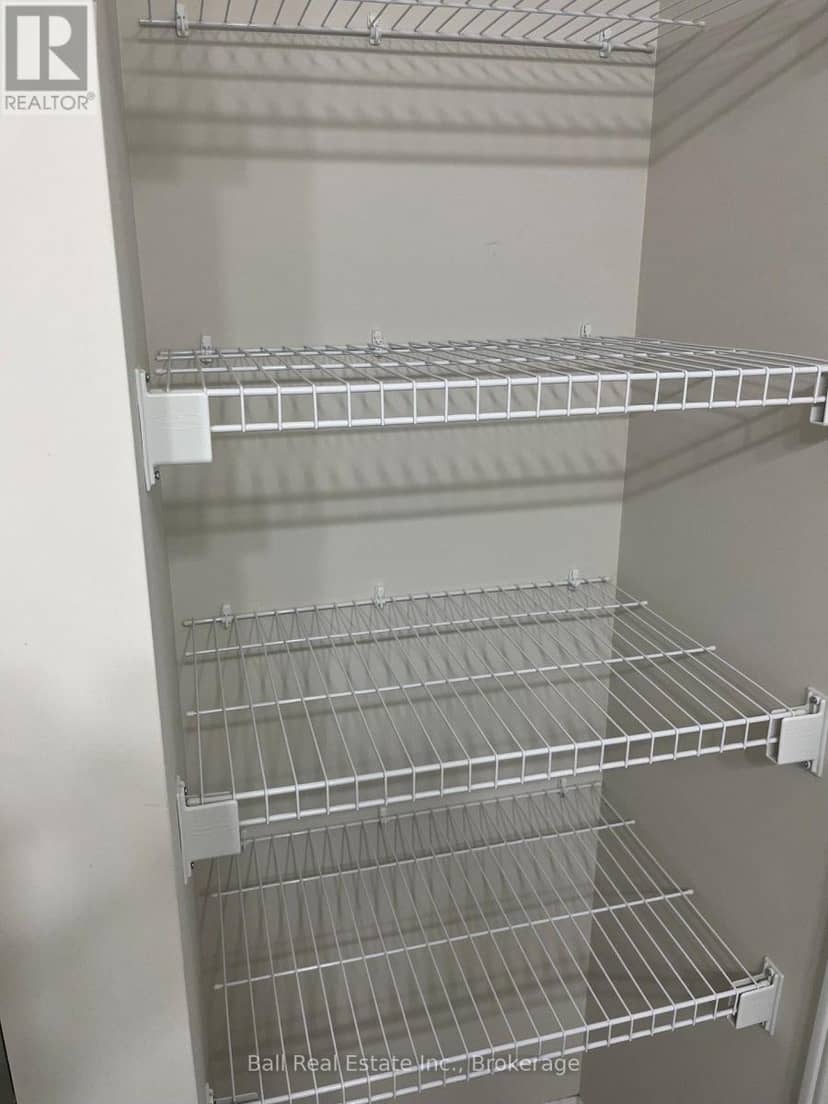 13 Carrick Street S — photo 14 of 37