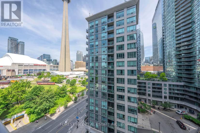 1120 - 25 Lower Simcoe Street — photo 1 of 19