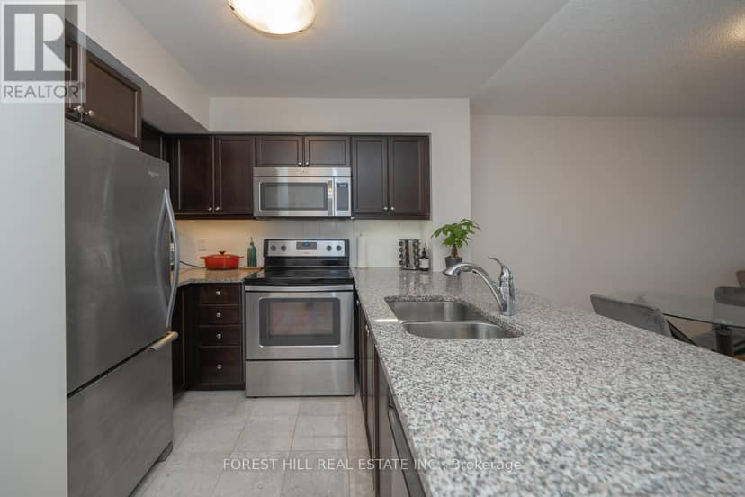 1120 - 25 Lower Simcoe Street — photo 10 of 19