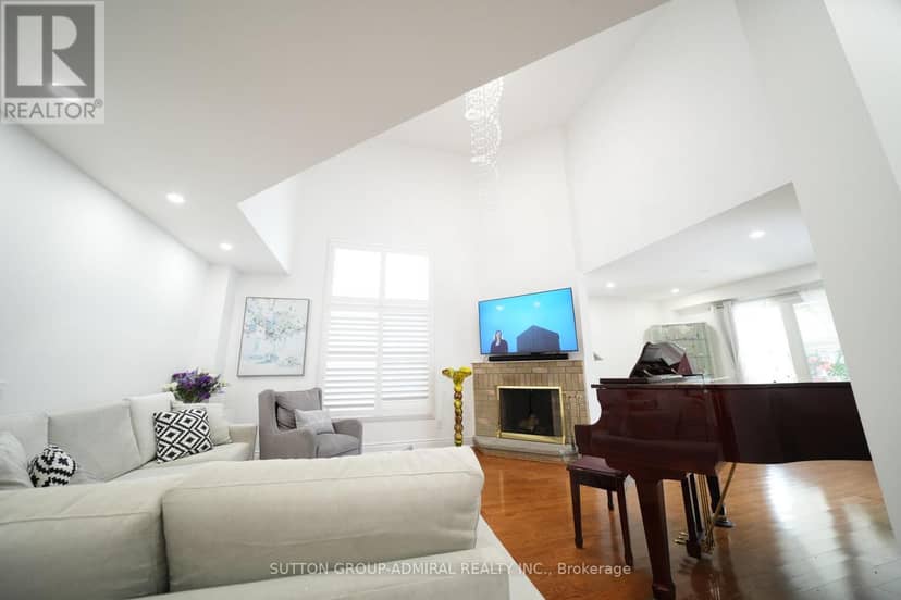 33 Wilderness Drive, Toronto, photo 4