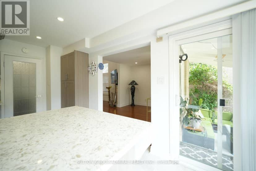 33 Wilderness Drive, Toronto, photo 6