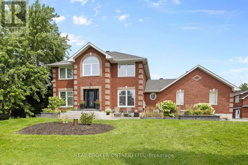 27 Garrison Drive, North Grenville, photo 3