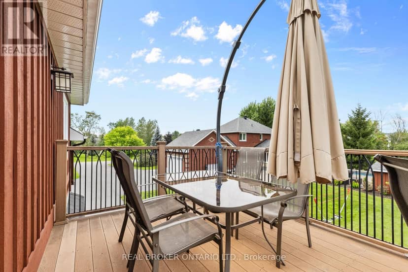 27 Garrison Drive — photo 38 of 40