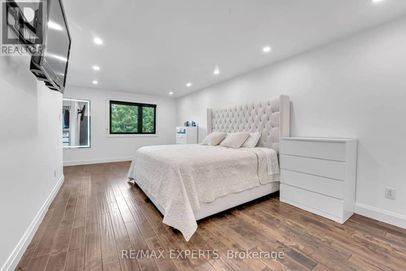 212 Bordeaux Drive — photo 34 of 40