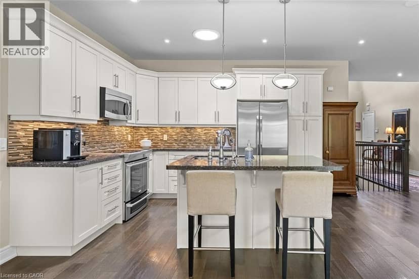 6 CREEKSIDE Drive — photo 10 of 40