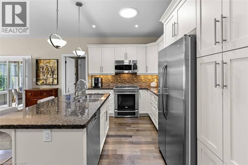 6 CREEKSIDE Drive — photo 11 of 40