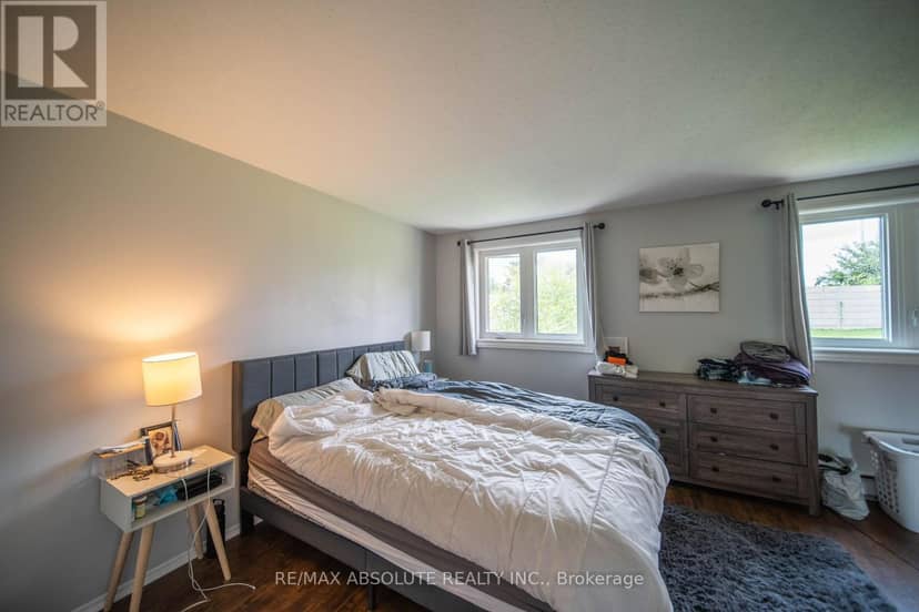 25 - 1299 Cedarcroft Crescent — photo 12 of 25