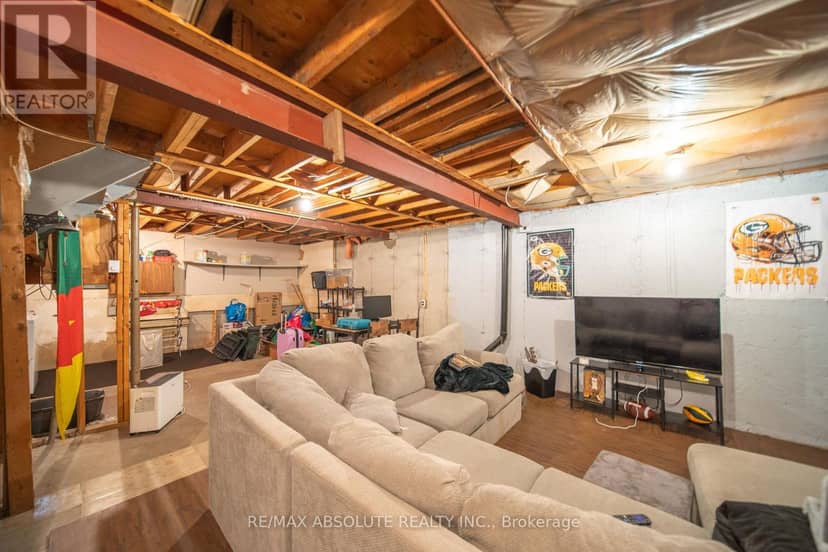 25 - 1299 Cedarcroft Crescent — photo 20 of 25