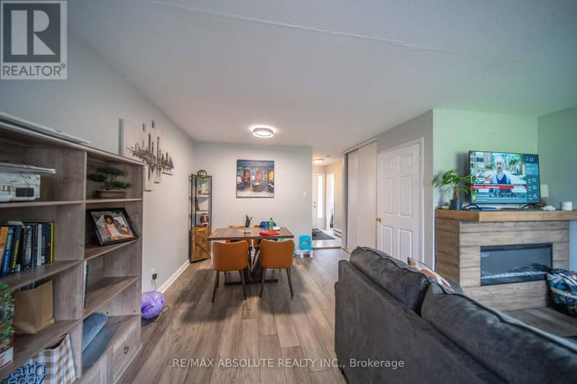 25 - 1299 Cedarcroft Crescent — photo 9 of 25