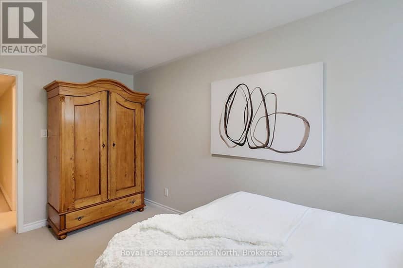 25 Green Briar Drive — photo 26 of 32