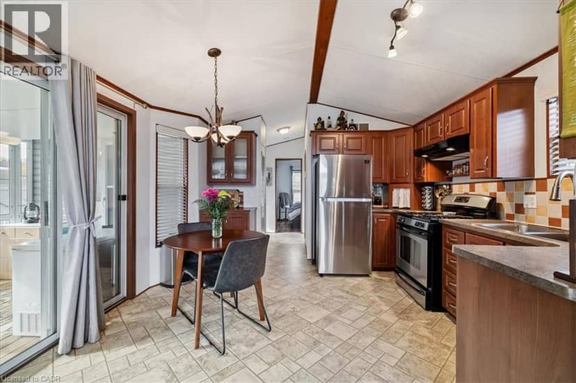4449 MILBUROUGH Line Unit# 13 Spruce — photo 4 of 36