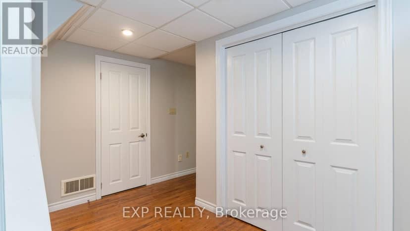 295 Tweedsmuir Avenue — photo 18 of 40
