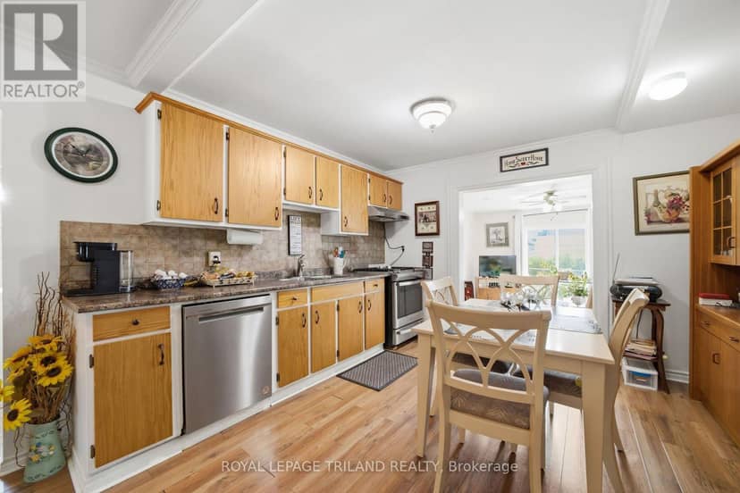 165 Victoria Street, Southwest Middlesex, photo 7