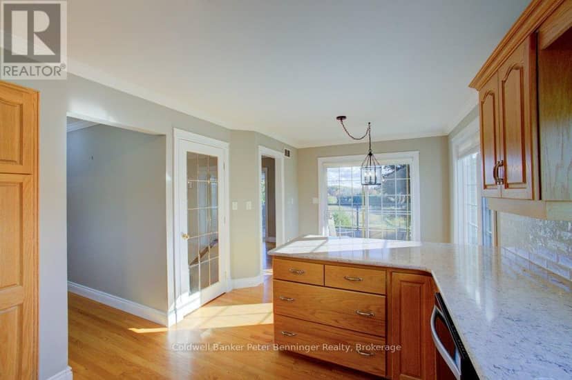 79 George Street S — photo 14 of 40