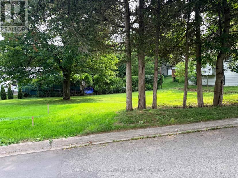 10 Park Lane, St. Marys, photo 2