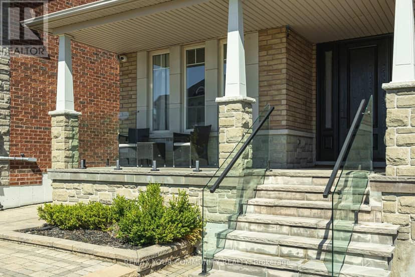 47 Vandervoort Drive, Richmond Hill, photo 2
