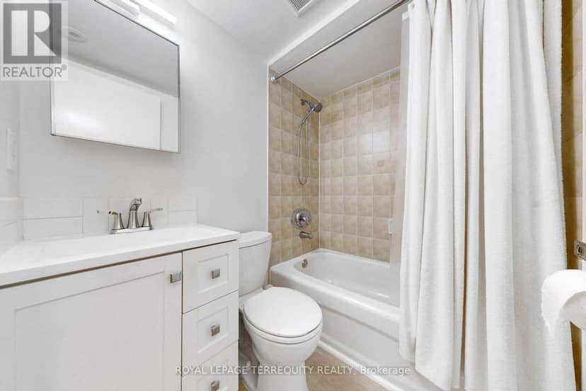 1501C - 26 Laidlaw Street — photo 15 of 37