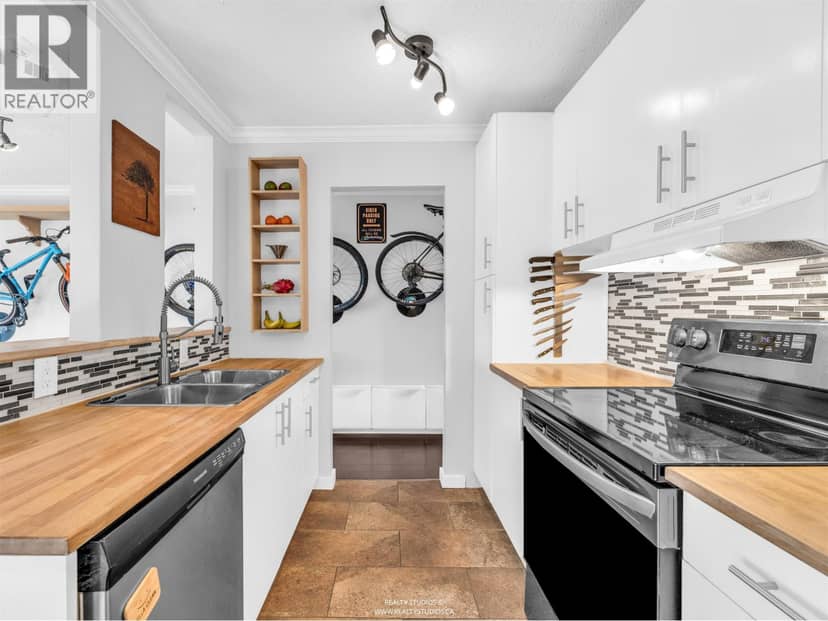 306 2222 CAMBRIDGE STREET, Vancouver, photo 4