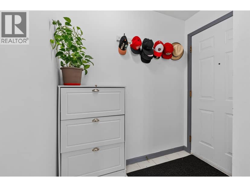 109 5375 VICTORY STREET, Burnaby, photo 6