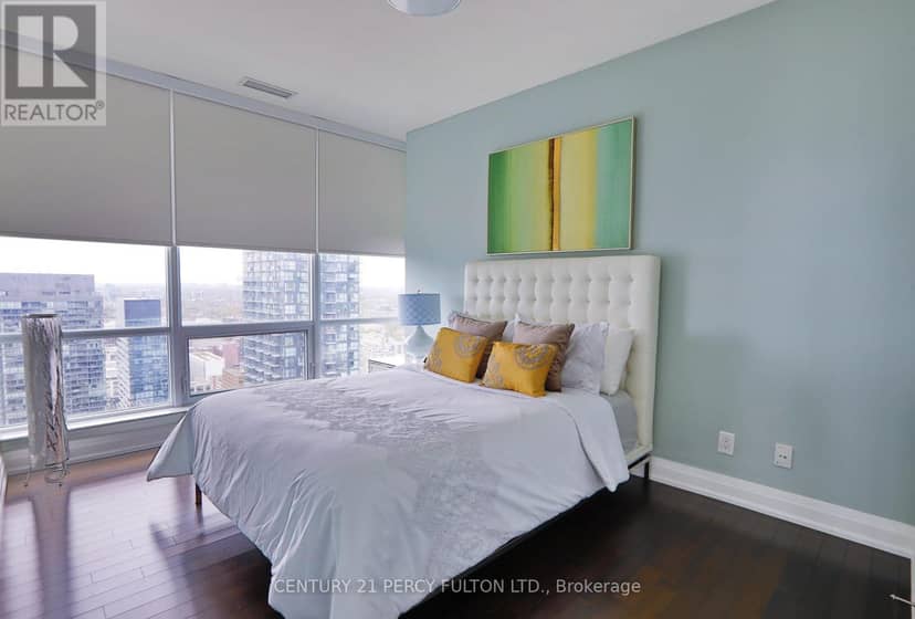 4002 - 80 John Street — photo 25 of 33